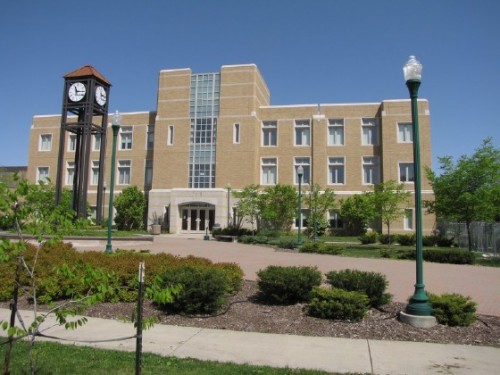 eastern-illinois-university-Major-in-Management-with-an-emphasis-on-Human-Resource-Management