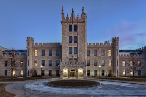 northern-illinois-university-Bachelor-of-Science-in-Management-with-a-Human-Resource-Management-Emphasis